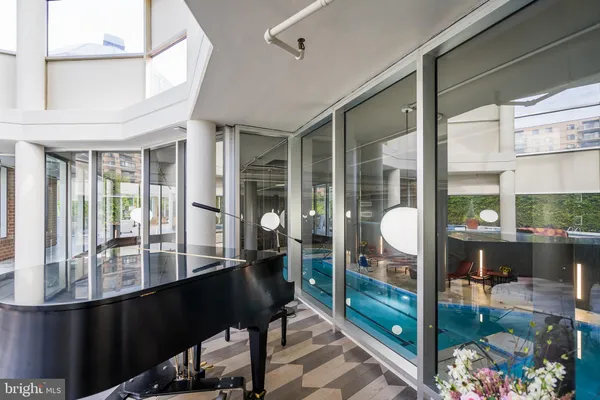 $2,400 | 8370 Greensboro Drive, Unit 223, McLean, VA 22102