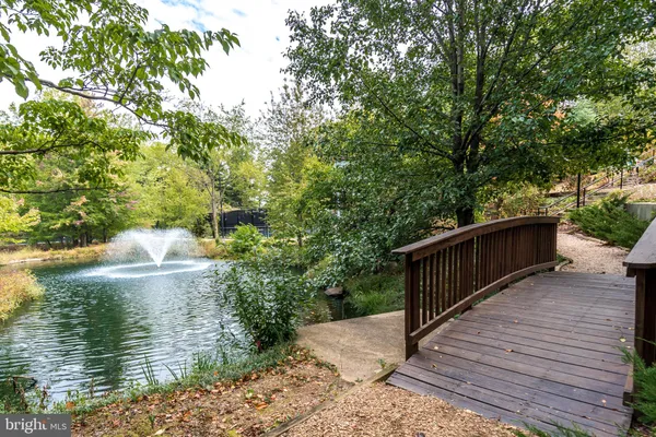 $2,400 | 8370 Greensboro Drive, Unit 223, McLean, VA 22102