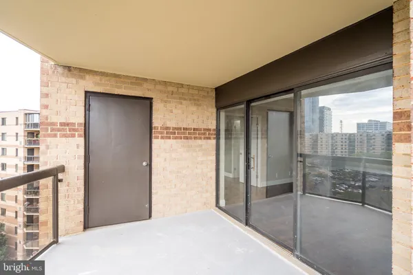 $2,400 | 8370 Greensboro Drive, Unit 223, McLean, VA 22102