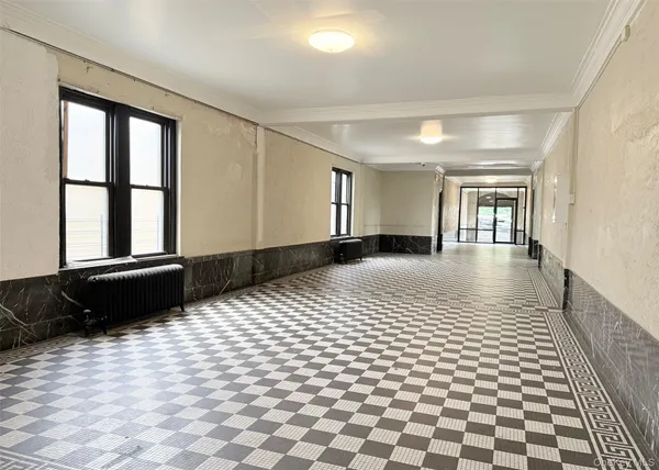 $2,750 | 12 Chatsworth Avenue, Unit B25, Larchmont, NY 10538
