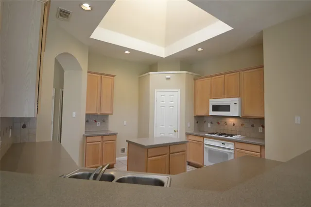 $2,300 | 6011 Stevens Creek Court, Richmond, TX 77469