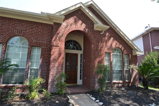 $2,300 | 6011 Stevens Creek Court, Richmond, TX 77469