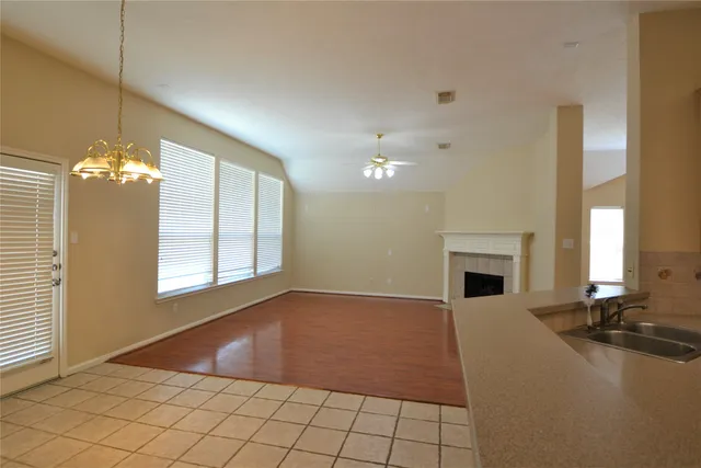 $2,300 | 6011 Stevens Creek Court, Richmond, TX 77469