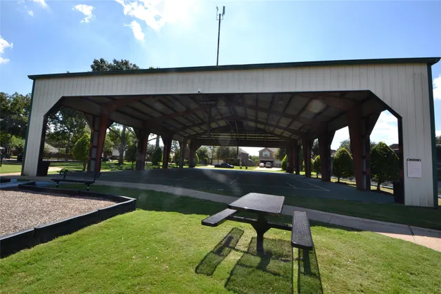 $2,300 | 6011 Stevens Creek Court, Richmond, TX 77469