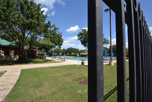 $2,300 | 6011 Stevens Creek Court, Richmond, TX 77469