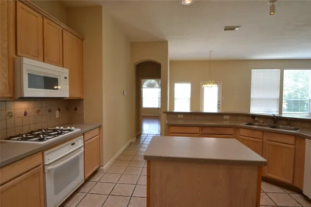 $2,300 | 6011 Stevens Creek Court, Richmond, TX 77469