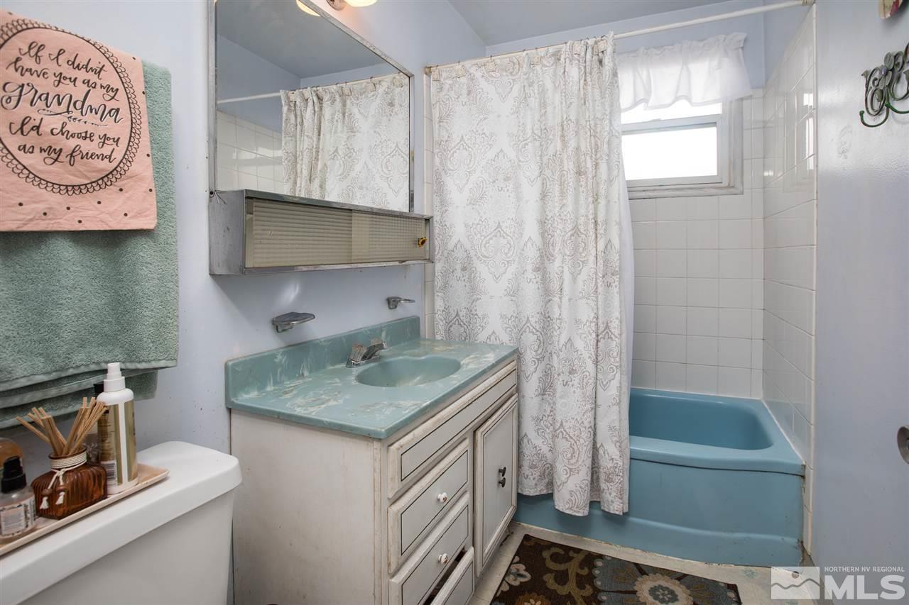535 Winston Drive Reno, NV 89512 - Photo 5 of 16 Photo 5