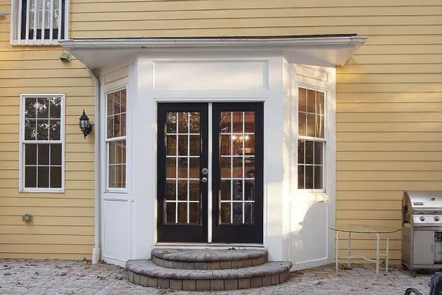 $966,900 | 518 Calvin Lane, Rockville, MD 20851