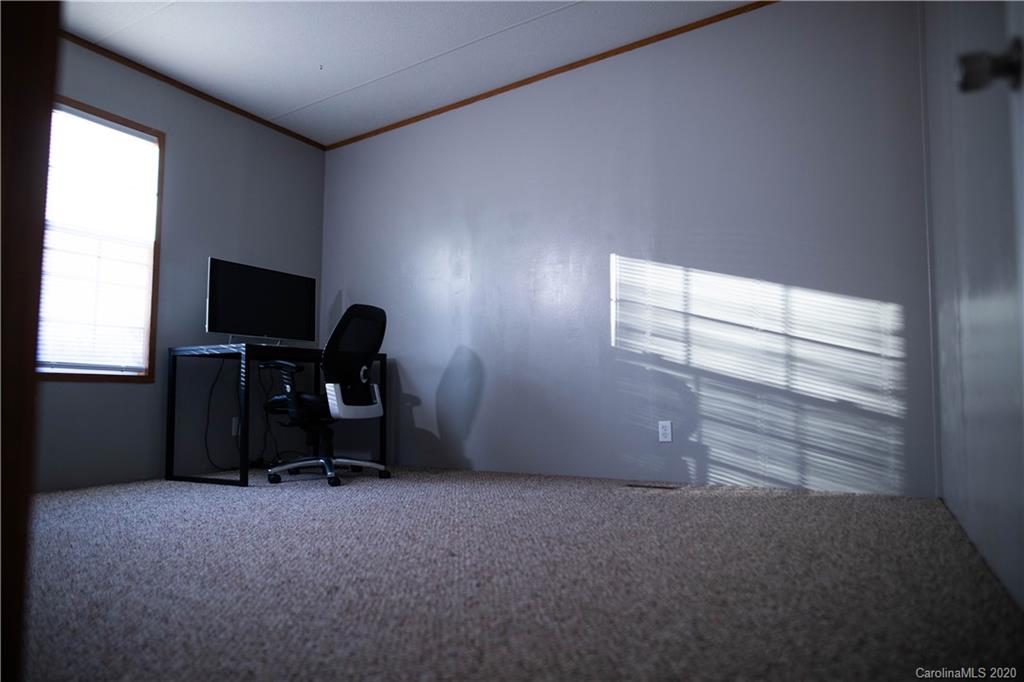 7201 Pyramid Road Hickory, NC 28602 - Photo 11 of 38 Gallery Image 11