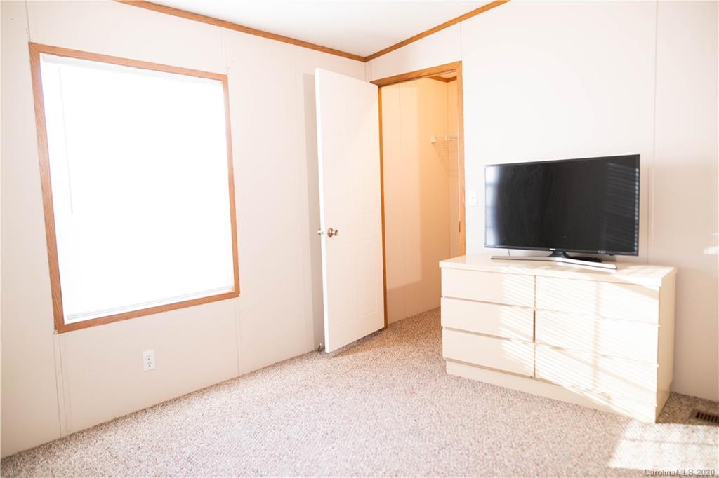 7201 Pyramid Road Hickory, NC 28602 - Photo 16 of 38 Gallery Image 16