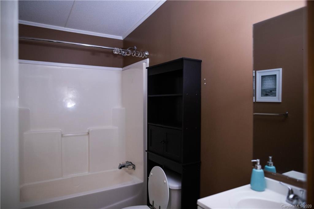 7201 Pyramid Road Hickory, NC 28602 - Photo 22 of 38 Gallery Image 22