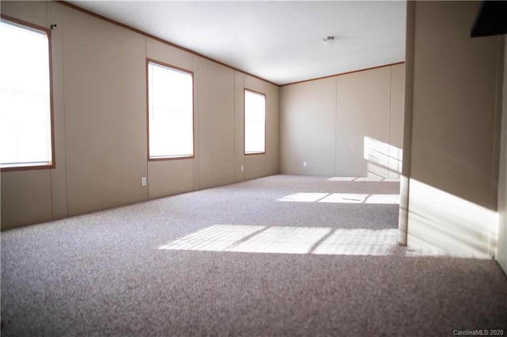 7201 Pyramid Road Hickory, NC 28602 - Photo 26 of 38 Gallery Image 26