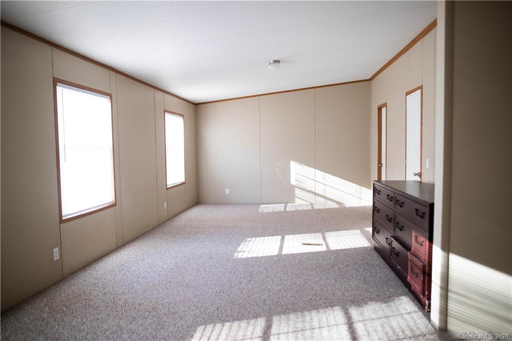 7201 Pyramid Road Hickory, NC 28602 - Photo 27 of 38 Gallery Image 27