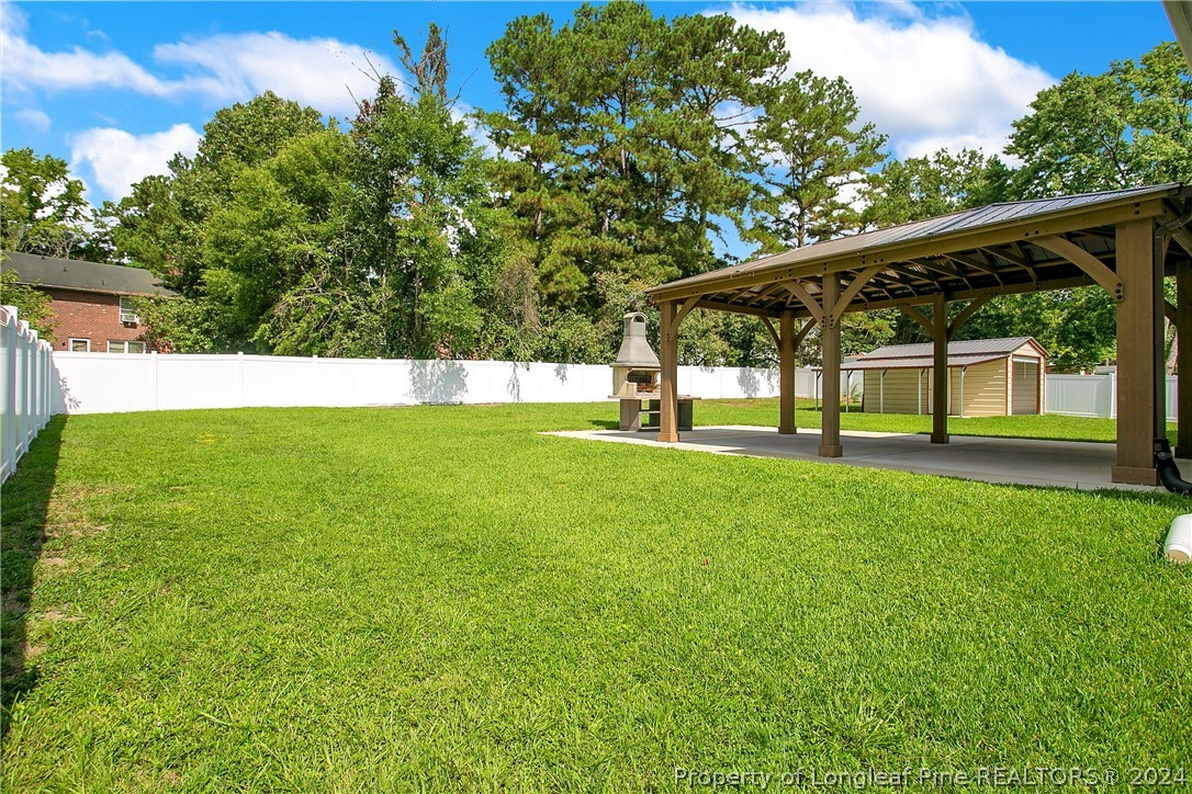 5809 Waldwick Road Fayetteville, NC 28311 - Photo 26 of 33 a view of yard with a big yard