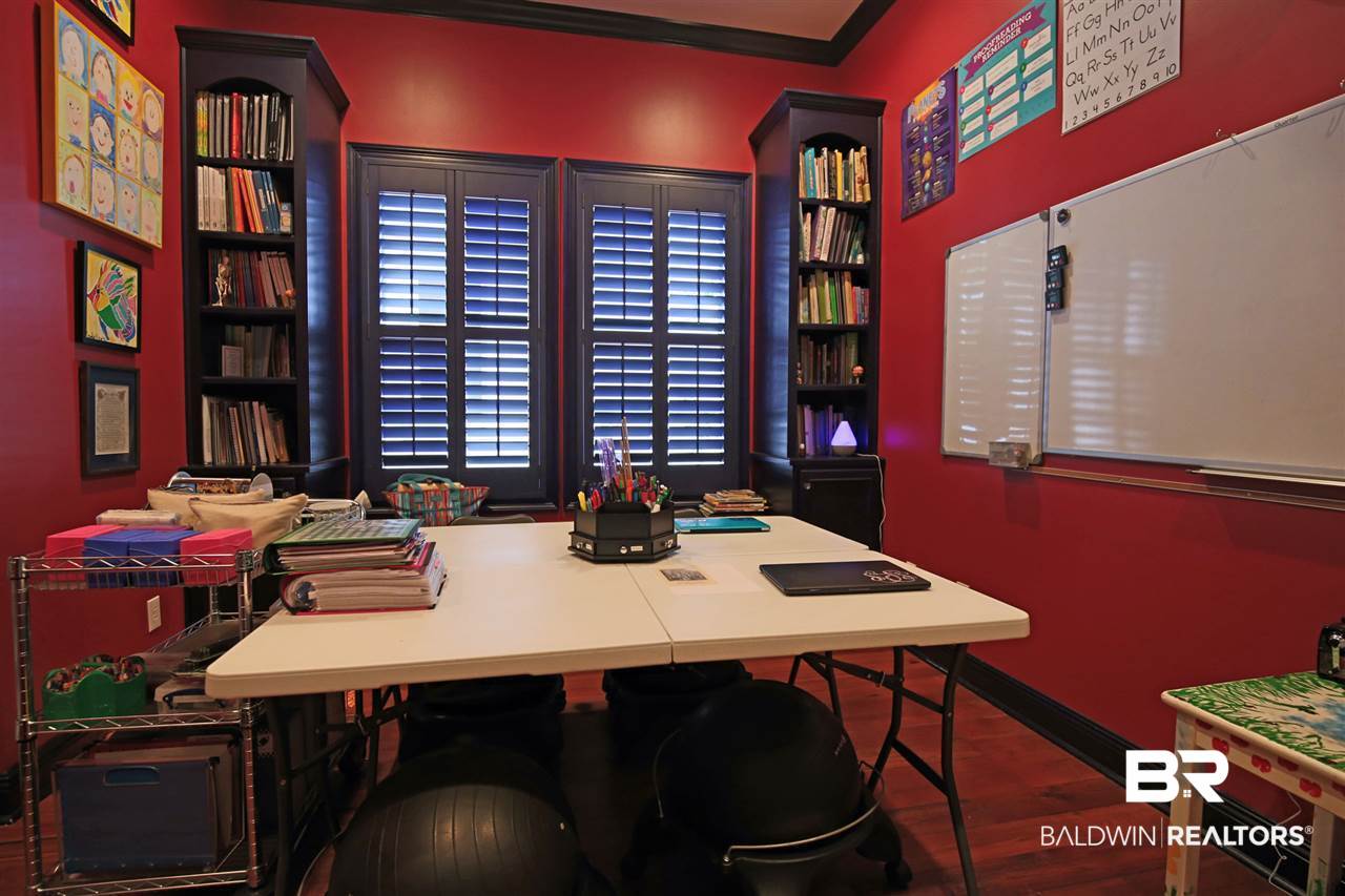 127 Savannah Square Fairhope, AL 36532 - Photo 20 of 39 office