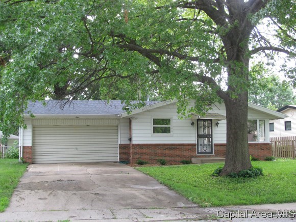 9 Marian Lane Springfield, IL 62704 - Photo 1 of 16 Gallery Image 1