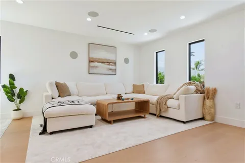 $1,890,000 | 23409 Friar Street, Woodland Hills, CA 91367