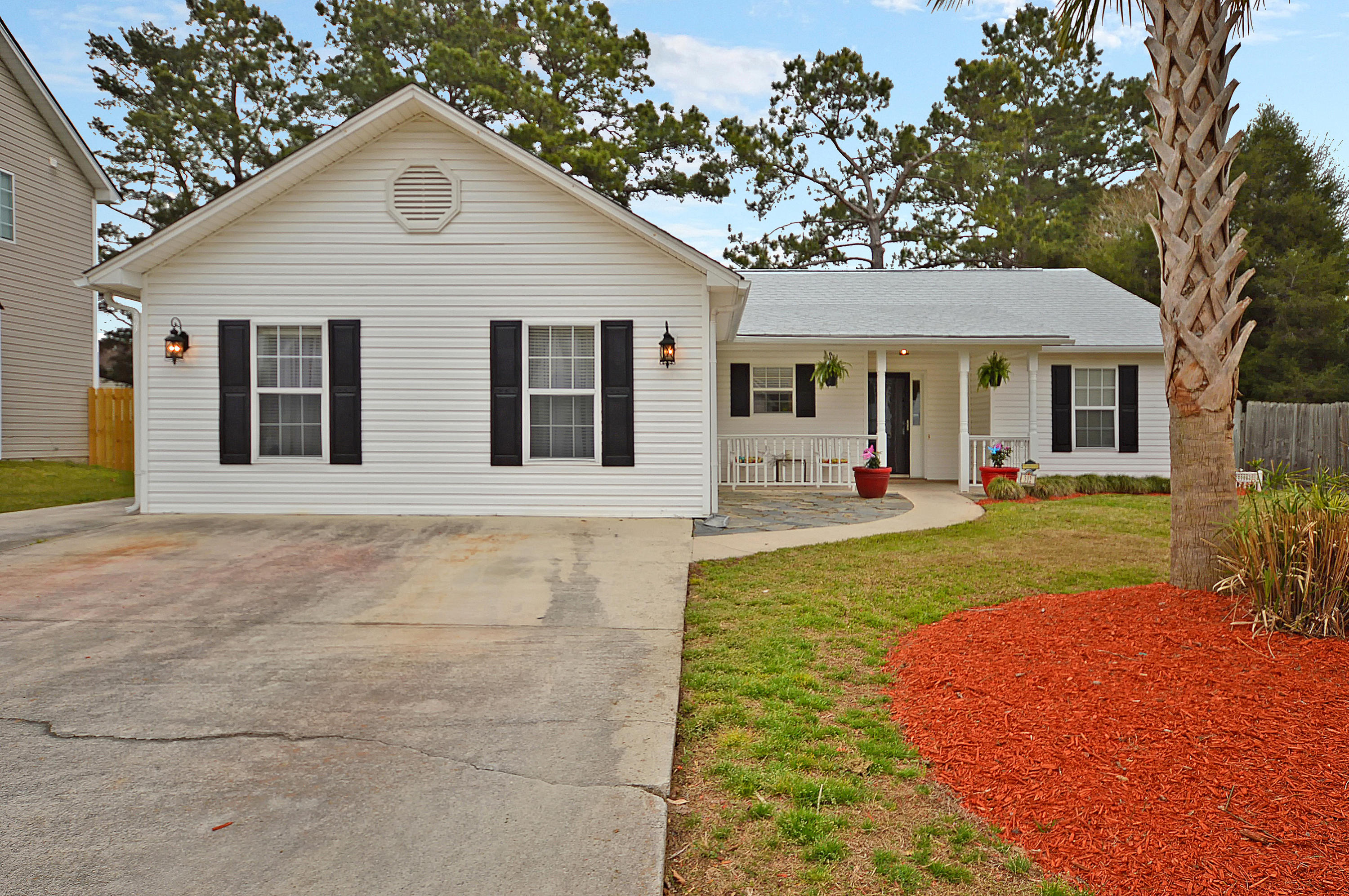 312 Bertram Road Summerville, SC 29485 - Photo 1 of 25 DSC_0604 copy