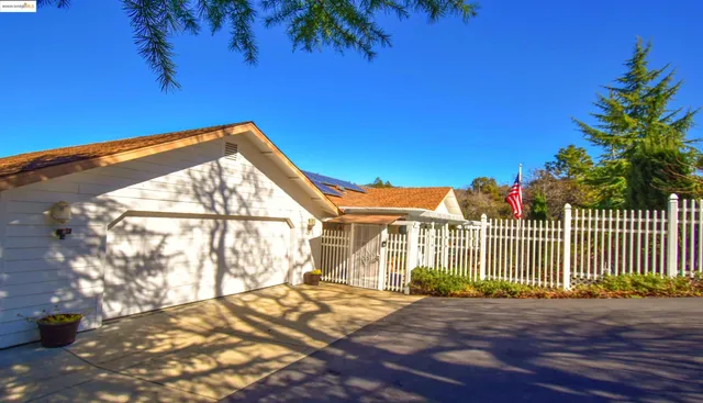 $649,000 | 15830 Ridgefield Court, Sonora, CA 95370