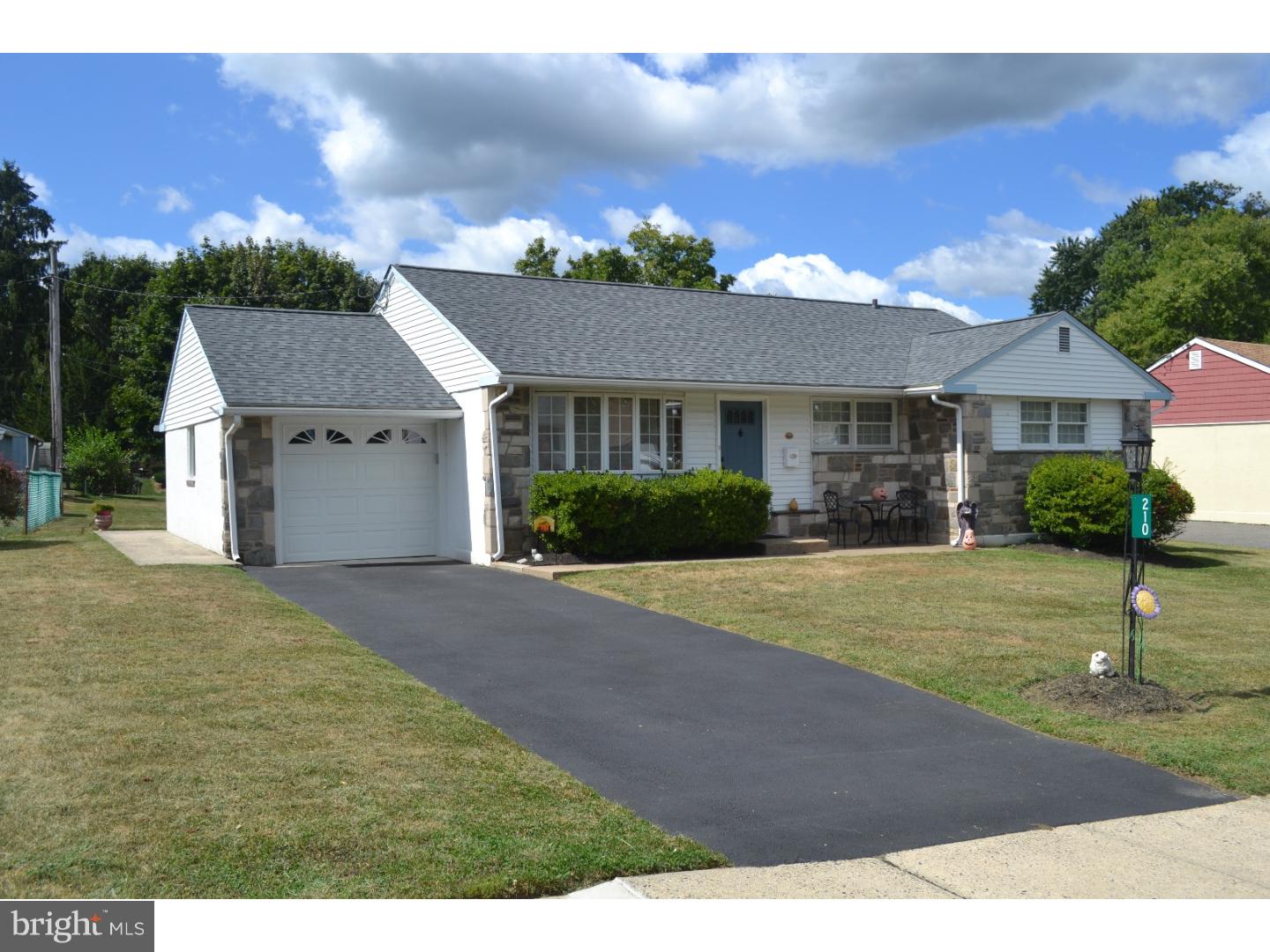 210 Richard Road Aston, PA 19014 - Photo 1 of 21 Exterior Front