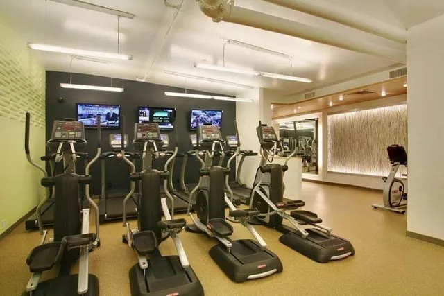 $820,000 | 301 East 79th Street, Unit 20D | Upper East Side