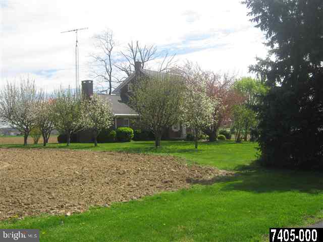 1750 Youngs Road Hanover, PA 17331 - Photo 14 of 22