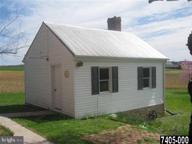 1750 Youngs Road Hanover, PA 17331 - Photo 19 of 22