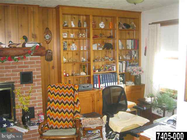 1750 Youngs Road Hanover, PA 17331 - Photo 8 of 22