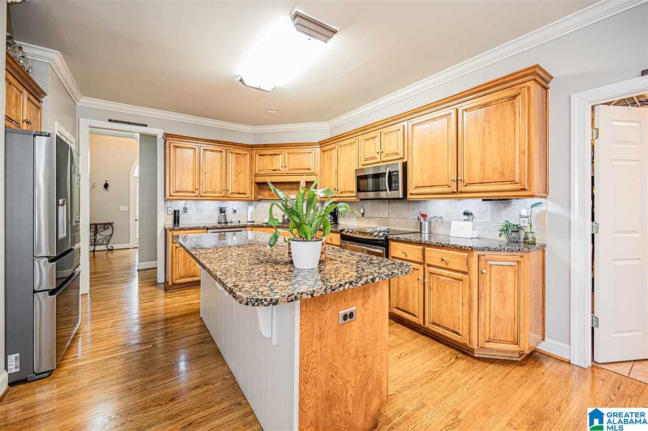 404 Cedar Trace Birmingham, AL 35244 - Photo 11 of 39
