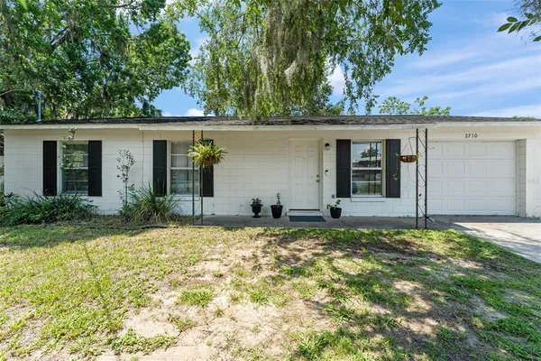 $249,900 | 2710 County Road 44, Eustis, FL 32735