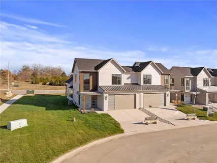 $654,200 | 9537 Jupiter Street, Lenexa, KS 66219