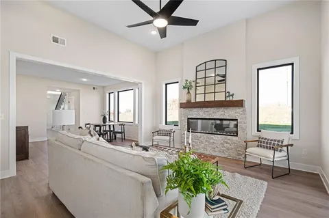 $654,200 | 9537 Jupiter Street, Lenexa, KS 66219