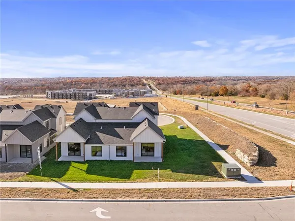 $654,200 | 9537 Jupiter Street, Lenexa, KS 66219