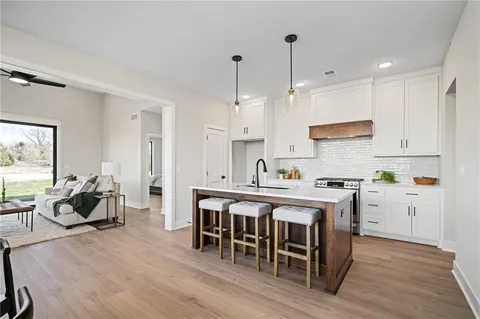 $654,200 | 9537 Jupiter Street, Lenexa, KS 66219