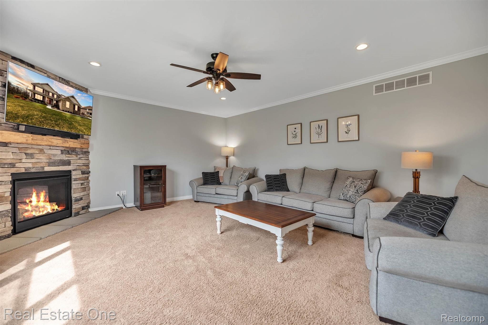 2452 Walnut View Drive Howell, MI 48855 - Photo 14 of 39 19-2452 Walnut View Dr-WindowStill-Real-Estate-Photography-19.jpg
