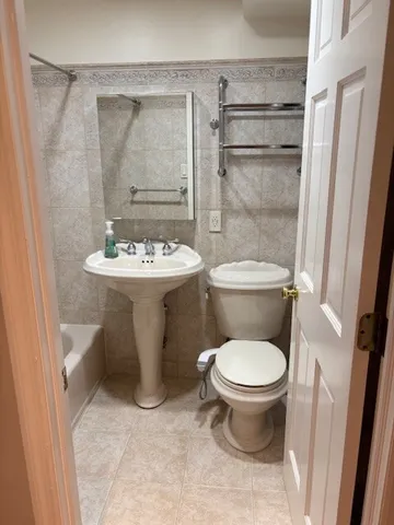 $475,000 | 211 Thompson Street, Unit 5C | Greenwich Village