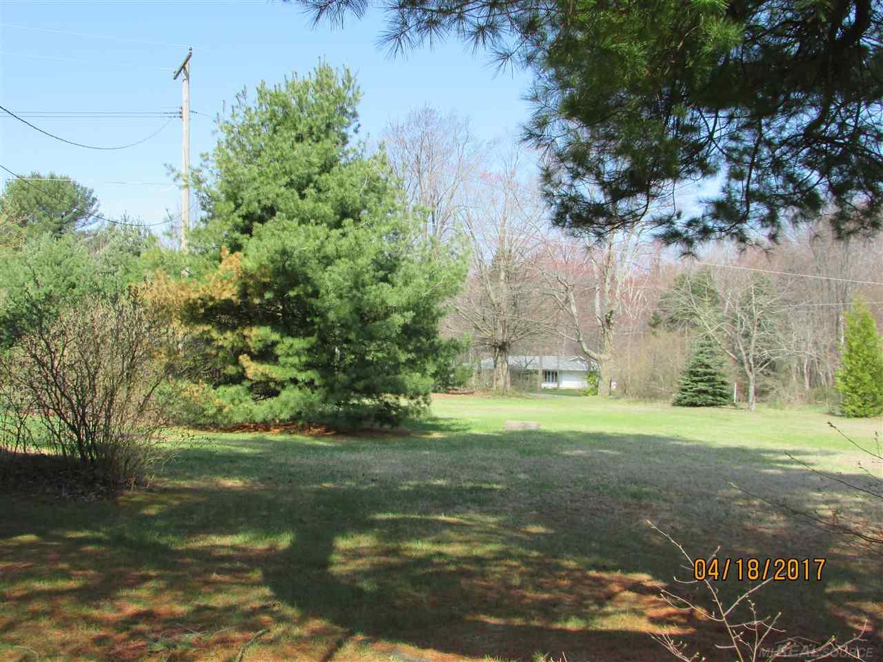 3318 Lakeshore Road Lexington, MI 48450 - Photo 17 of 21