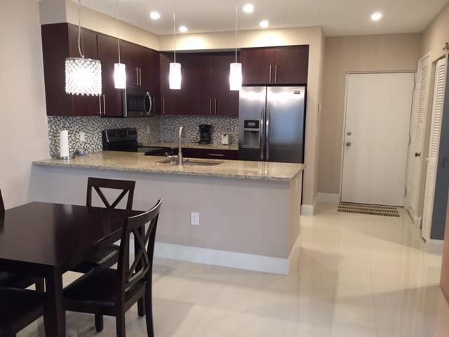 50 Southwest 3rd Avenue, Unit 4080 Boca Raton, FL 33432 - Photo 1 of 22 kitchen