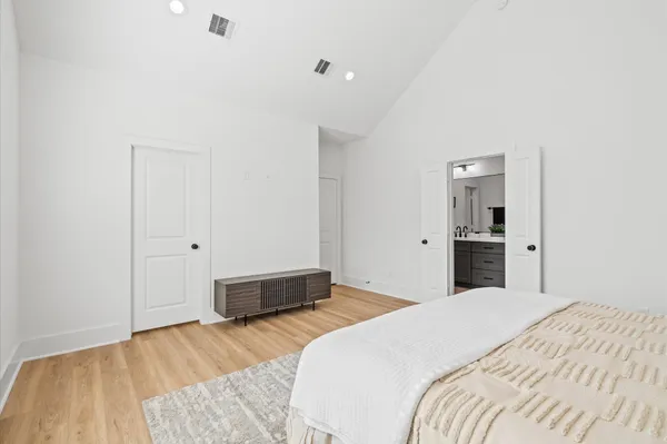 $2,395 | 5209 Green Pine Tree Drive, Houston, TX 77018