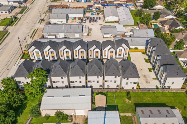 $2,395 | 5209 Green Pine Tree Drive, Houston, TX 77018