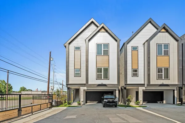 $2,395 | 5209 Green Pine Tree Drive, Houston, TX 77018