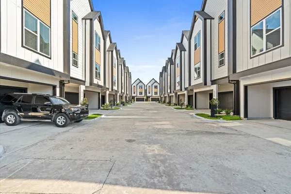 $2,395 | 5209 Green Pine Tree Drive, Houston, TX 77018