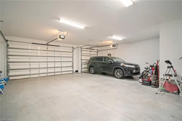 a view of a garage