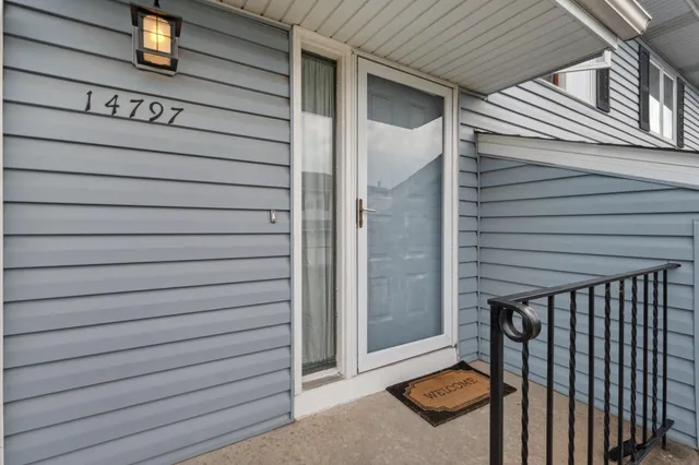 $275,000 | 14797 Lower Endicott Way, Apple Valley, MN 55124