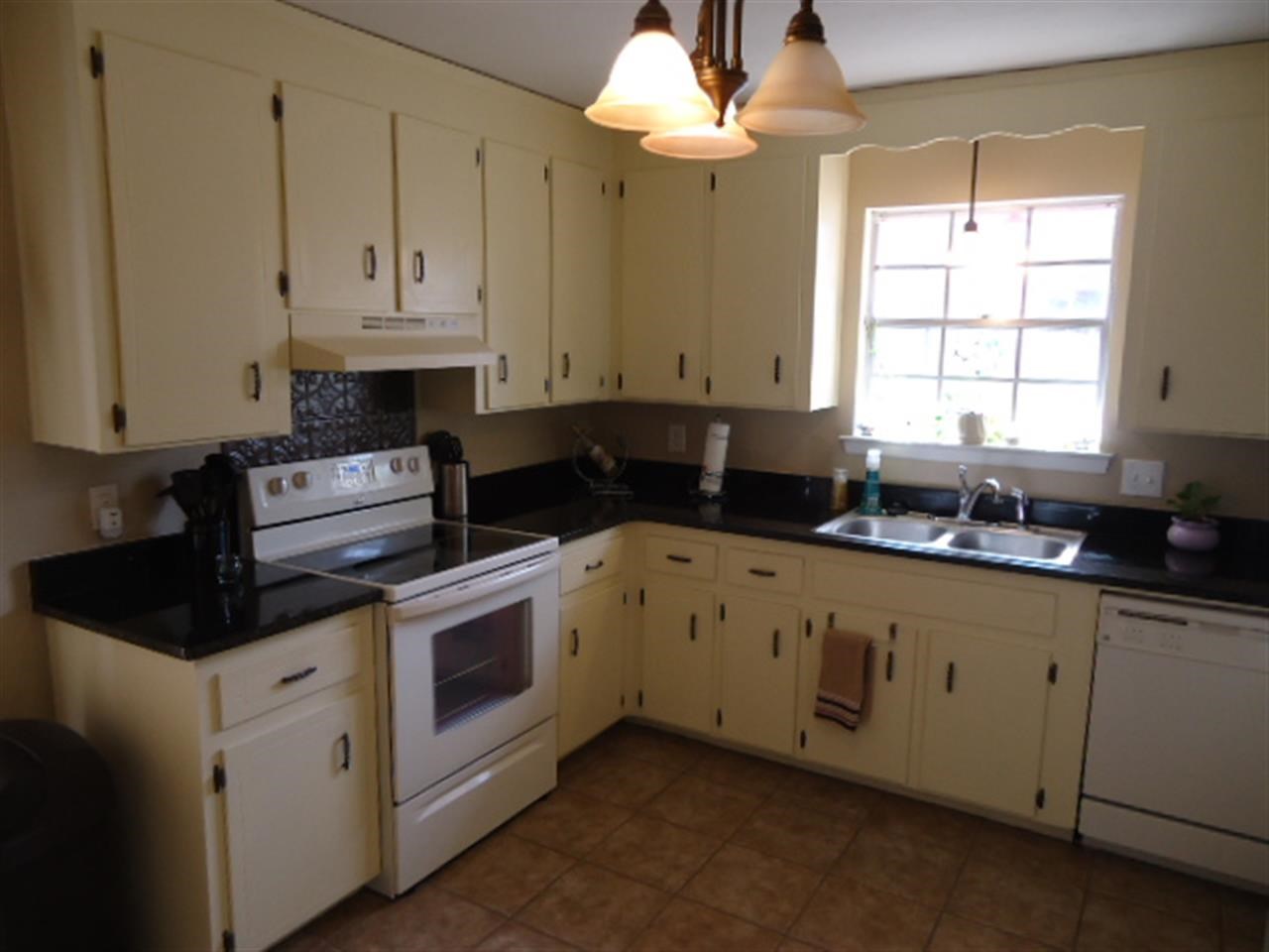 5640 Keystone Road Pensacola, FL 32504 - Photo 9 of 30 Granite Countertops & Newer Appliances