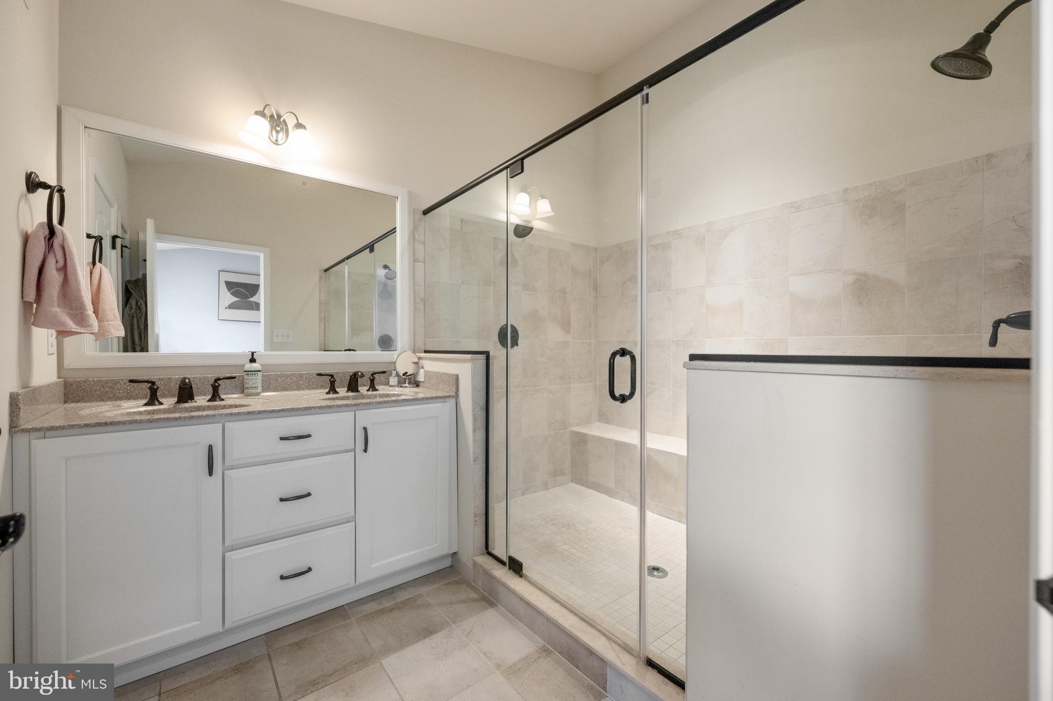 115 Jackdaw Alley Springfield, PA 19064 - Photo 29 of 36 Primary Bathroom