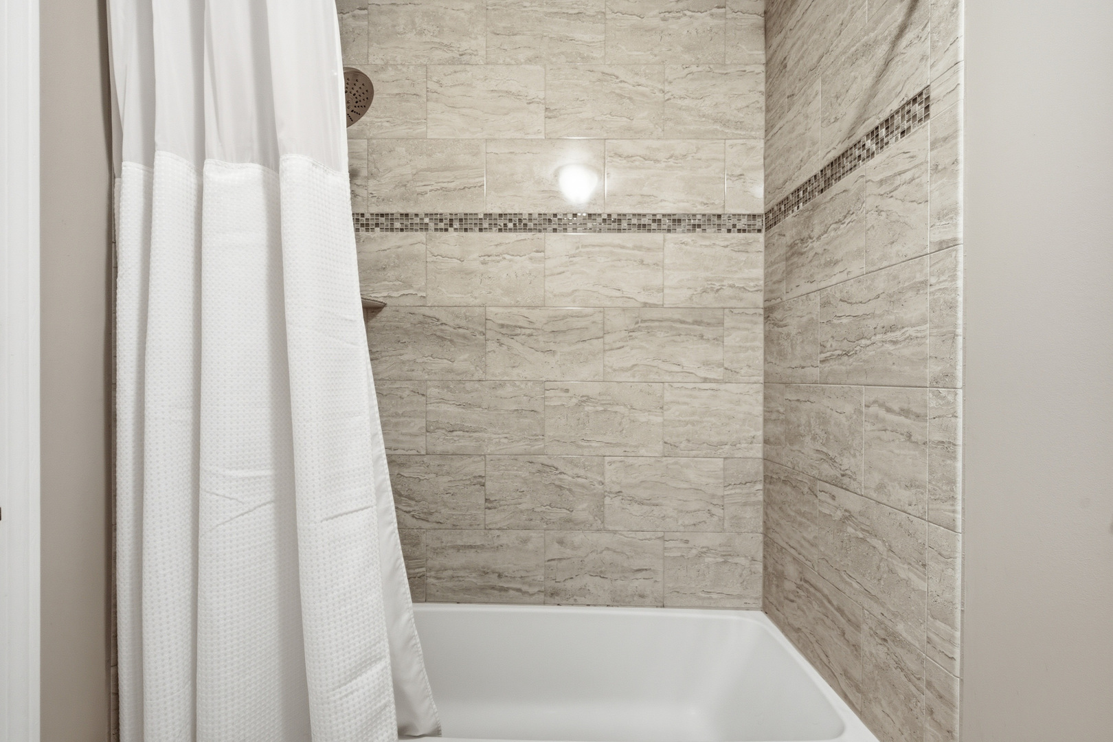2975 Falling Waters Lane Lindenhurst, IL 60046 - Photo 20 of 28