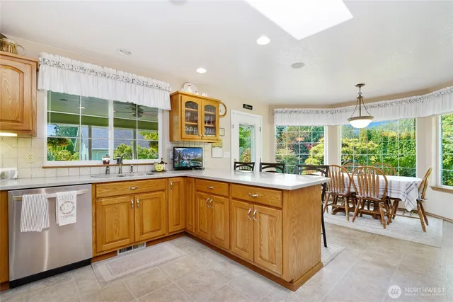 $1,375,999 | 24062 Goldie Lane, Mount Vernon, WA 98273