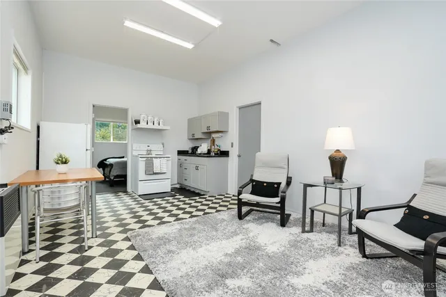 $1,375,999 | 24062 Goldie Lane, Mount Vernon, WA 98273