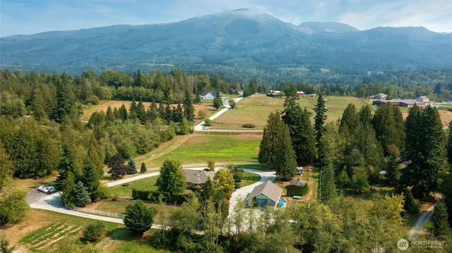 $1,375,999 | 24062 Goldie Lane, Mount Vernon, WA 98273